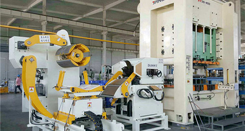 購買沖床送料機(jī)需要注意什么？