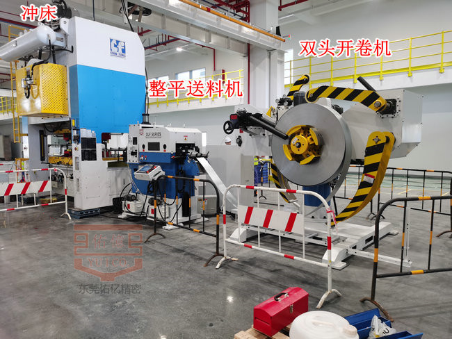 生產(chǎn)效率提升利器：雙頭開卷整平送料三合一送料機優(yōu)勢全解析